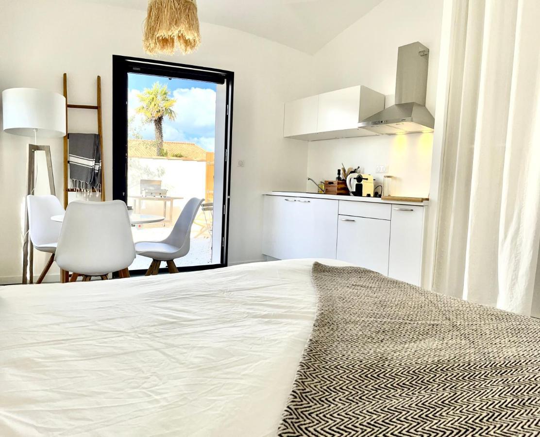 Maisonnette A Proximite Plage Et Port De St-Martin Saint-Martin-de-Ré 외부 사진